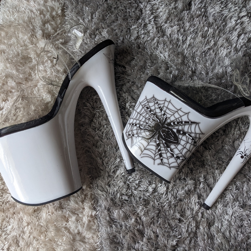 Pleaser Heels 8inches/Flamingo 808SW White/Spider Design